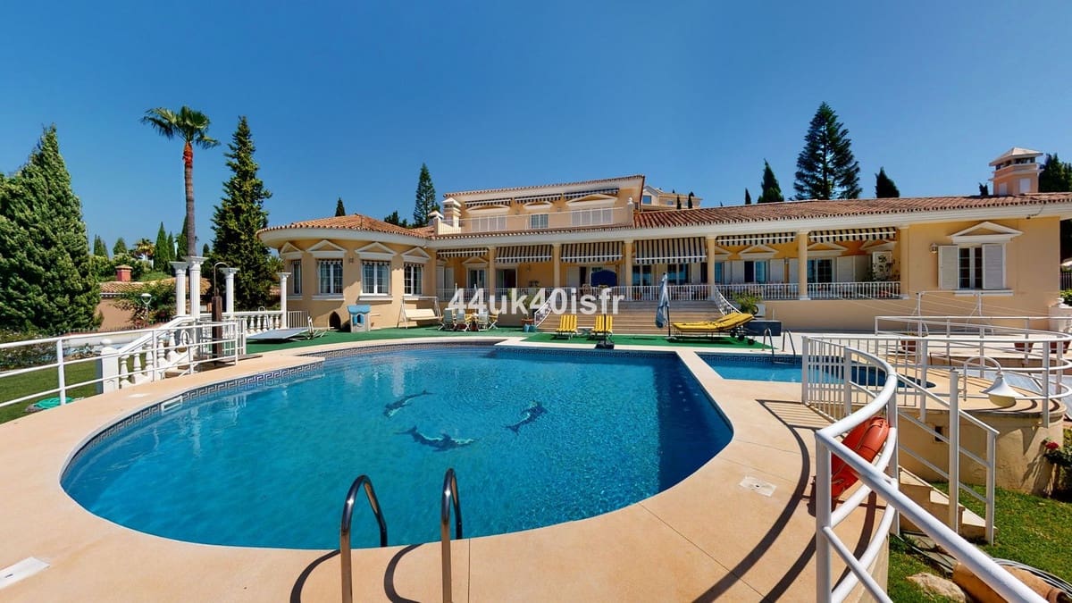 8 soverom Villa til salgs i Mijas Golf med svømmebasseng garasje - € 3 800 000 (Ref: 8712554)