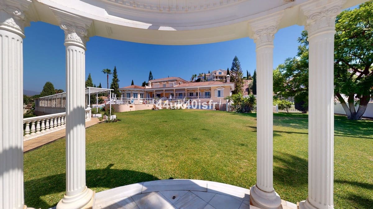 8 soverom Villa til salgs i Mijas Golf med svømmebasseng garasje - € 3 800 000 (Ref: 8712554)