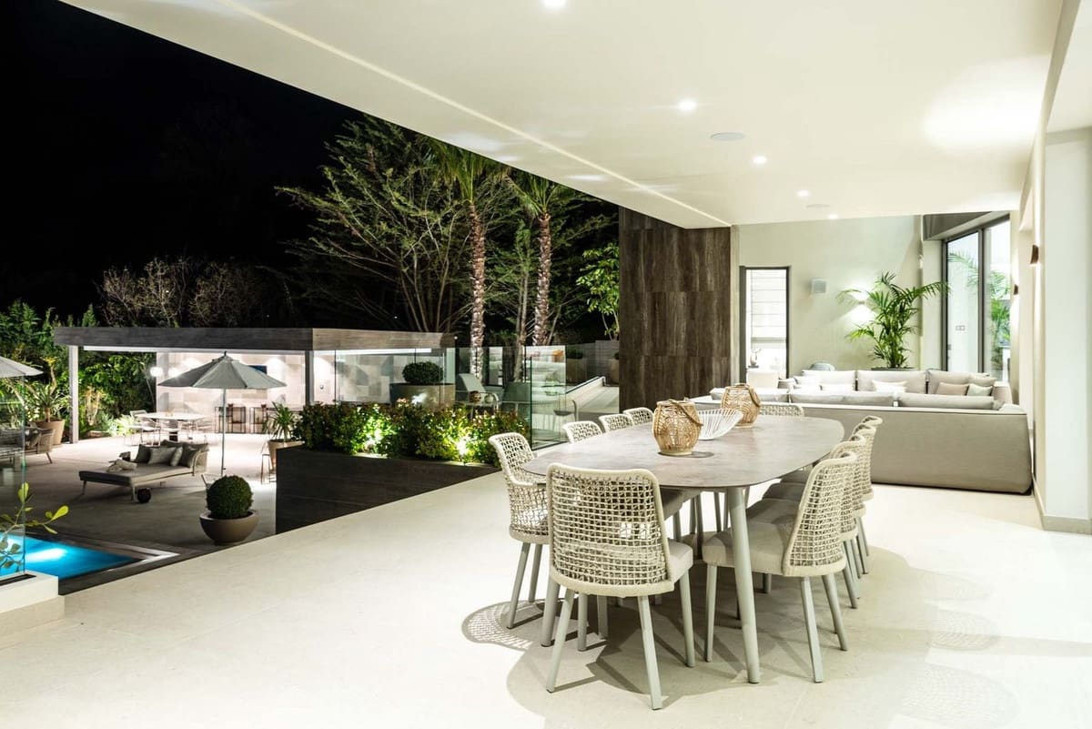 6 sypialnia Willa na sprzedaż w La Zagaleta z basenem garażem - 11 600 000 € (Ref: 8712560)