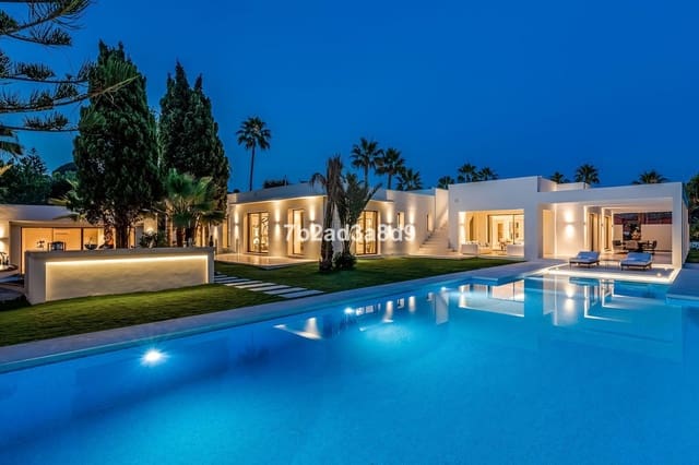 5 bedroom Villa for sale in Marbesa, Marbella with pool garage - € 5,700,000 (Ref: 8763565)