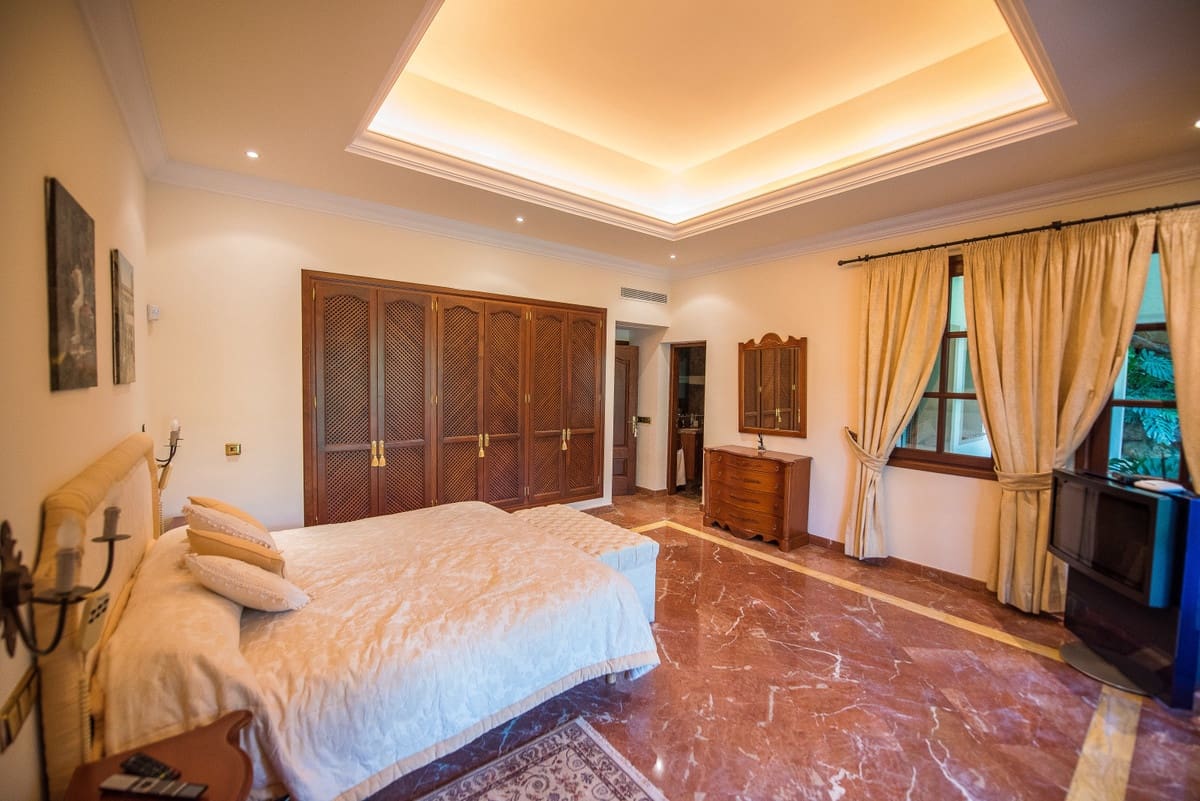 8 sypialnia Willa na sprzedaż w La Zagaleta z basenem - 5 850 000 € (Ref: 8763570)