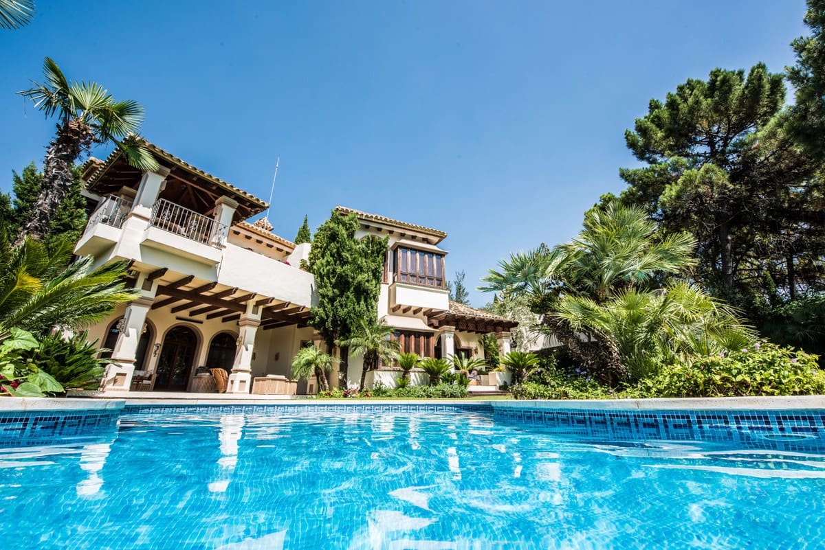 8 sypialnia Willa na sprzedaż w La Zagaleta z basenem - 5 850 000 € (Ref: 8763570)