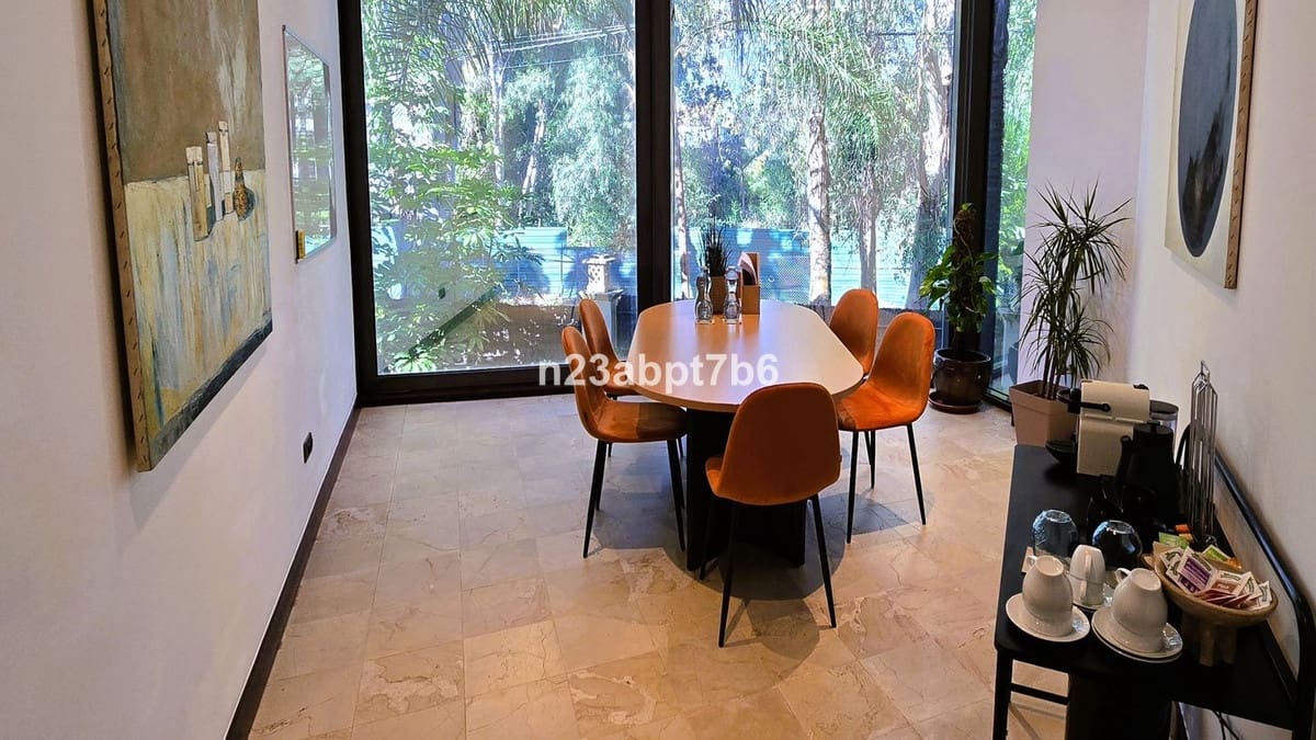 4 sypialnia Willa na sprzedaż w Puerto Banus z basenem garażem - 12 000 000 € (Ref: 8763571)