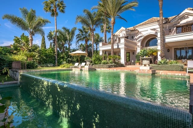 8 sypialnia Willa na sprzedaż w Guadalmina Baja, Marbella z basenem garażem - 7 500 000 € (Ref: 8763575)