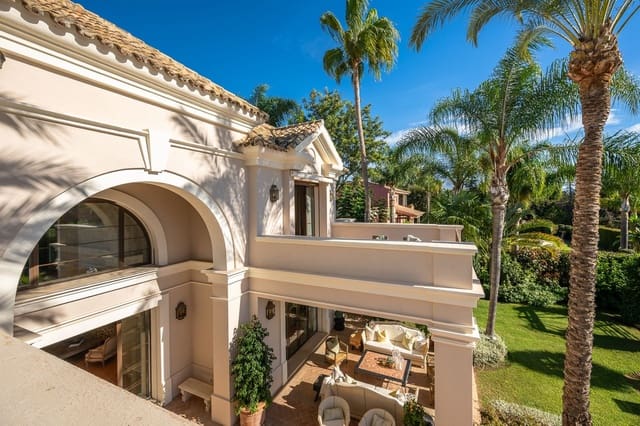 8 sypialnia Willa na sprzedaż w Guadalmina Baja, Marbella z basenem garażem - 7 500 000 € (Ref: 8763575)