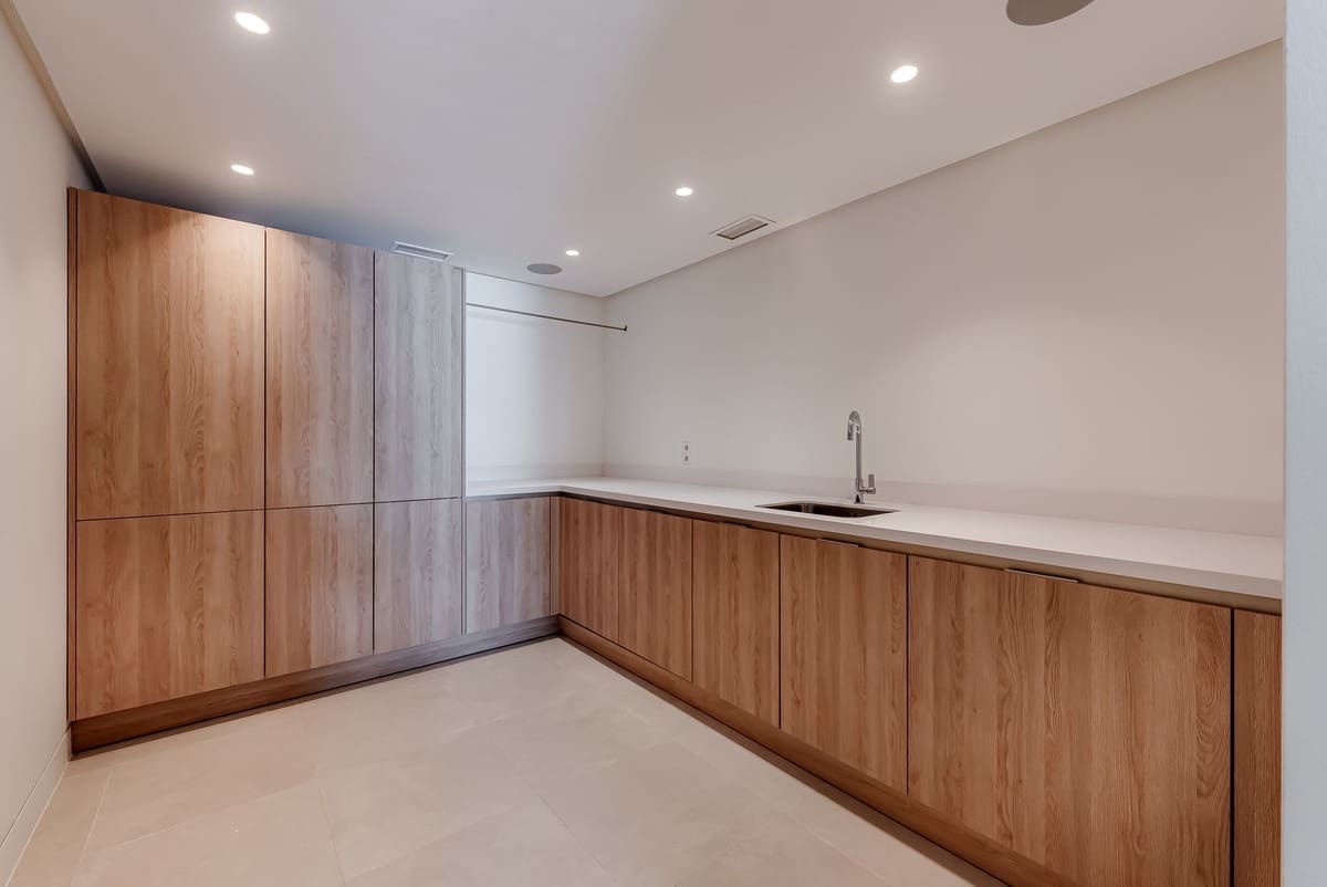 4 sovrum Villa till salu i Nueva Andalucia med pool garage - 4 250 000 € (Ref: 8763581)