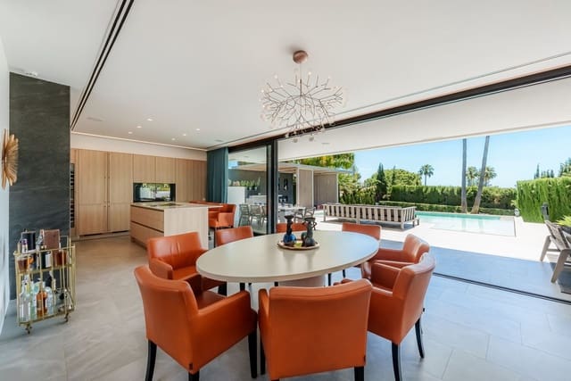 4 sovrum Villa till salu i Las Brisas, Marbella med pool garage - 4 250 000 € (Ref: 8763581)