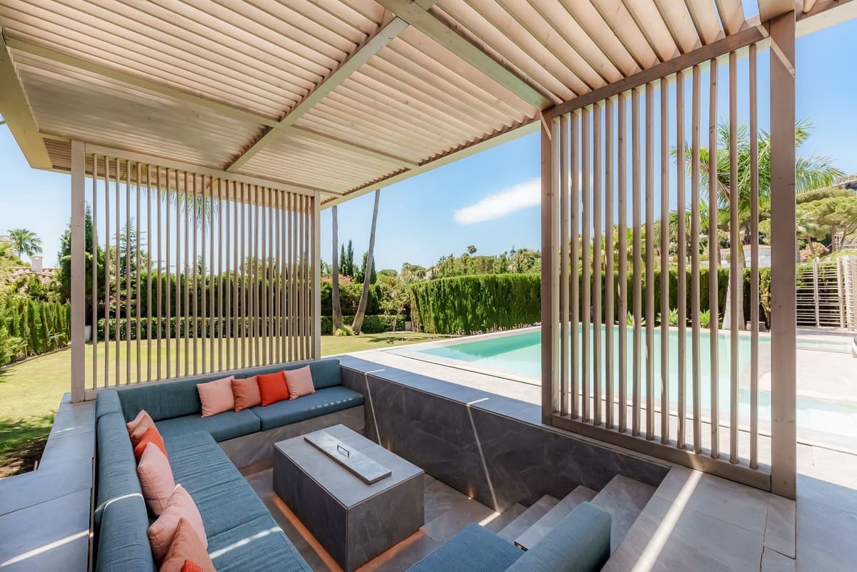 4 sovrum Villa till salu i Nueva Andalucia med pool garage - 4 250 000 € (Ref: 8763581)