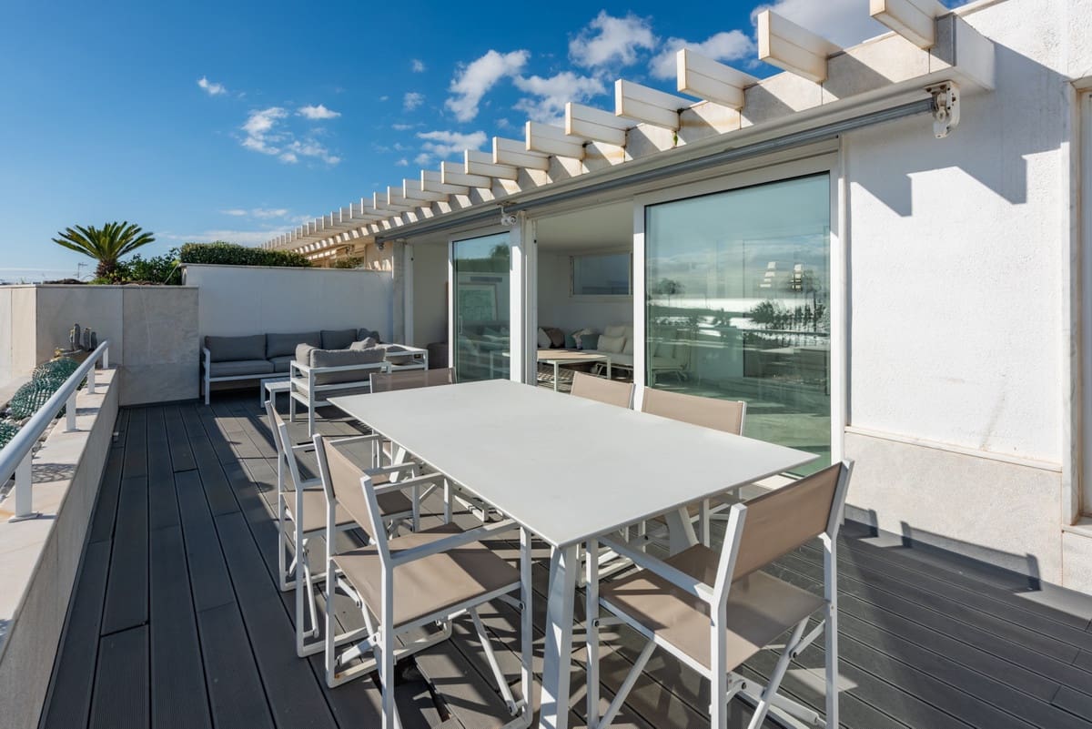 3 soveværelse Penthouse til salg i Puerto Banus med swimmingpool - € 6.500.000 (Ref: 8763601)