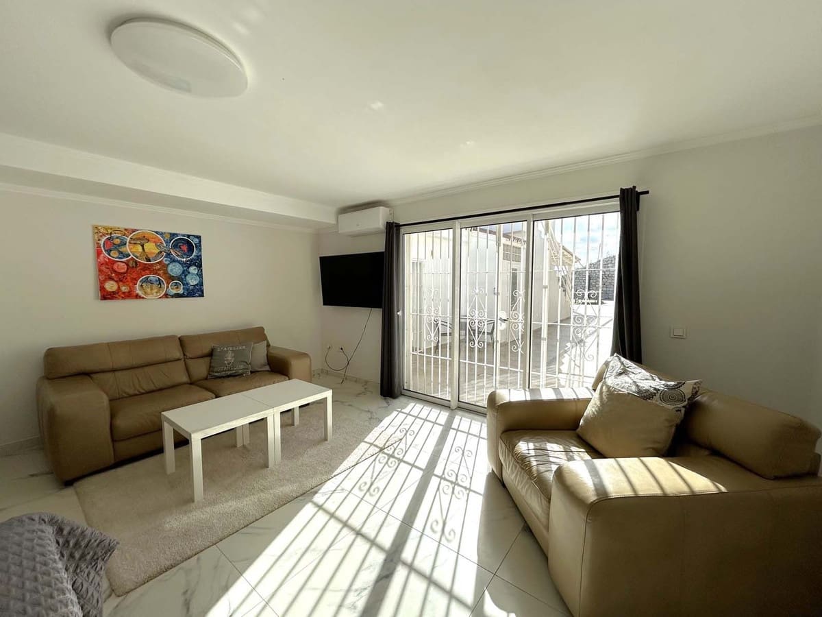 7 soveværelse Villa til salg i El Faro med swimmingpool garage - € 3.720.000 (Ref: 8763631)