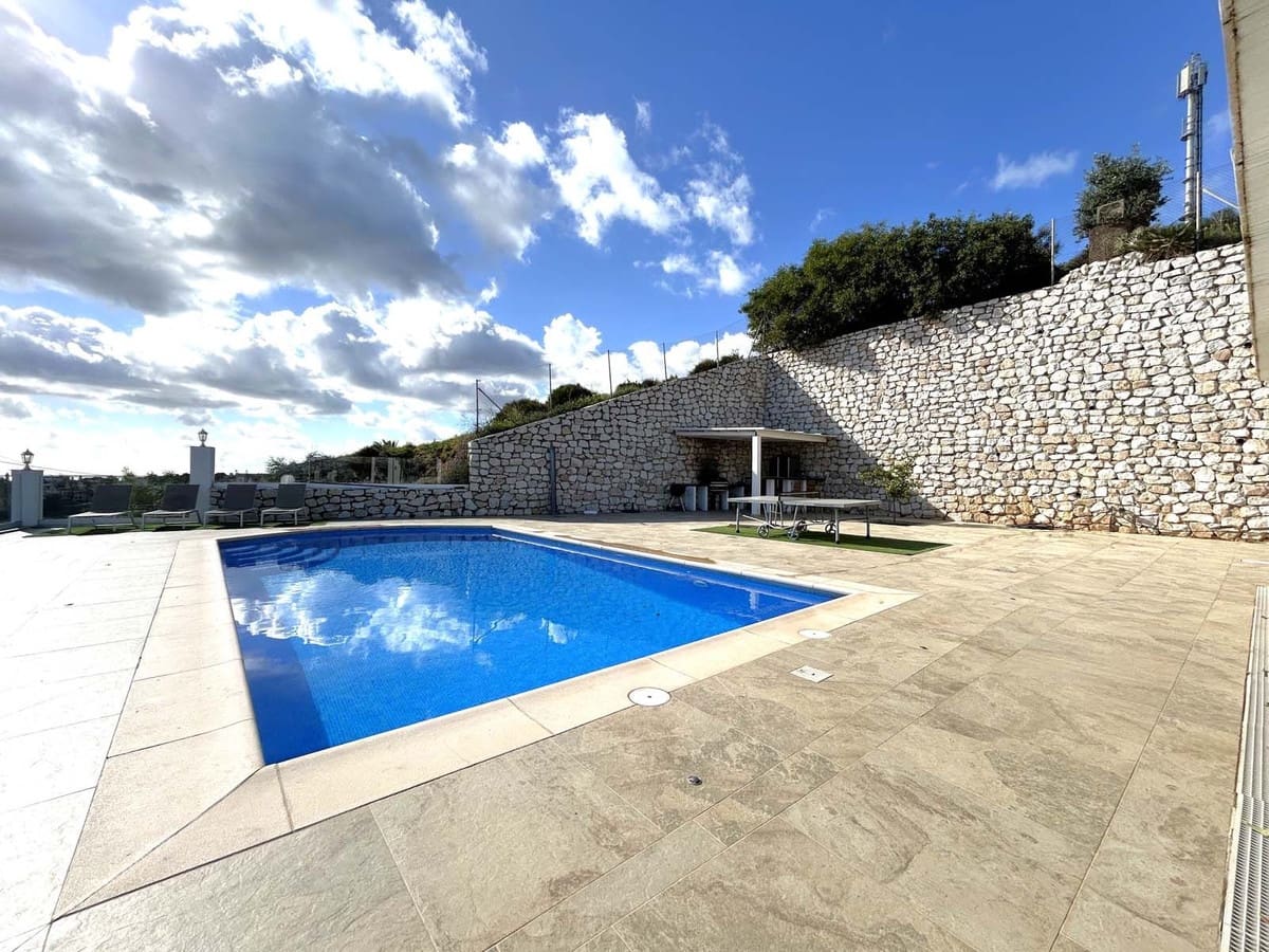 7 soveværelse Villa til salg i El Faro med swimmingpool garage - € 3.720.000 (Ref: 8763631)