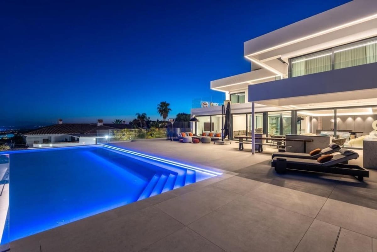 6 sypialnia Willa na sprzedaż w Marbella z basenem - 6 200 000 € (Ref: 8763633)