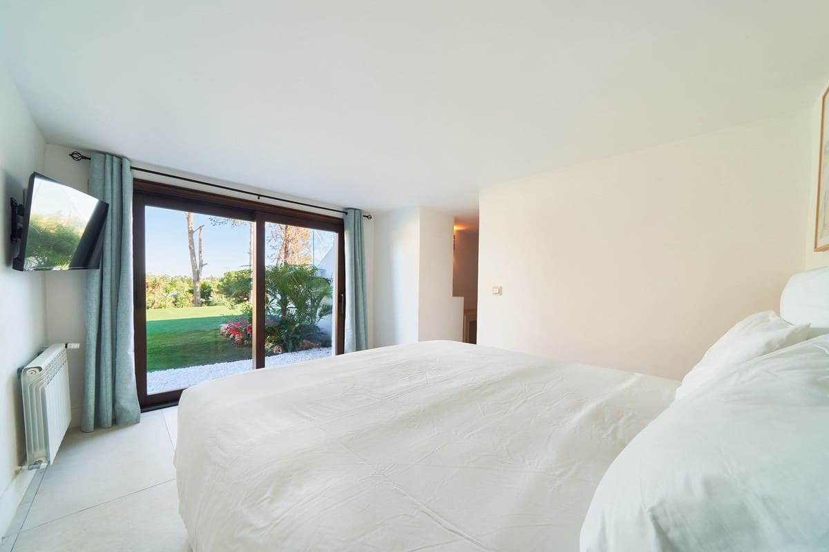 6 sypialnia Willa na sprzedaż w San Pedro de Alcantara z basenem - 3 995 000 € (Ref: 8793401)