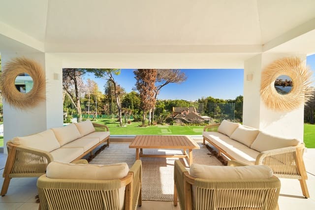 6 sypialnia Willa na sprzedaż w San Pedro de Alcántara Pueblo, Marbella z basenem - 3 995 000 € (Ref: 8793401)