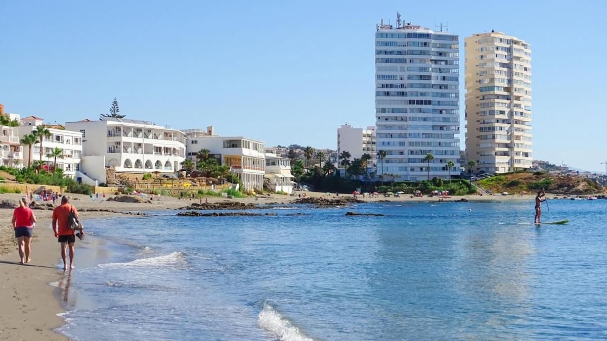 Grunde uden byggetilladelser til salg i Torreguadiaro - € 12.500.000 (Ref: 8793436)