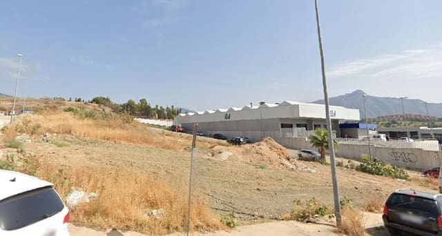 Grunde uden byggetilladelser til salg i San Pedro de Alcántara Pueblo, Marbella - € 895.000 (Ref: 8896273)