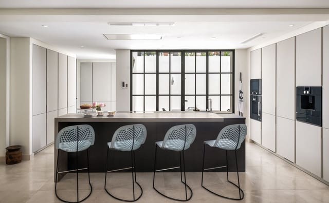 5 chambre Villa/Maison à vendre à Marbesa, Marbella avec piscine - 5 700 000 € (Ref: 8896330)