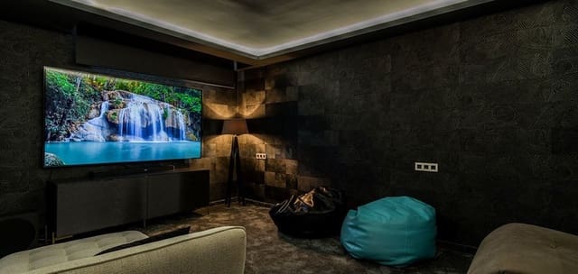 7 sovrum Villa till salu i Las Brisas, Marbella med pool garage - 5 200 000 € (Ref: 8896337)