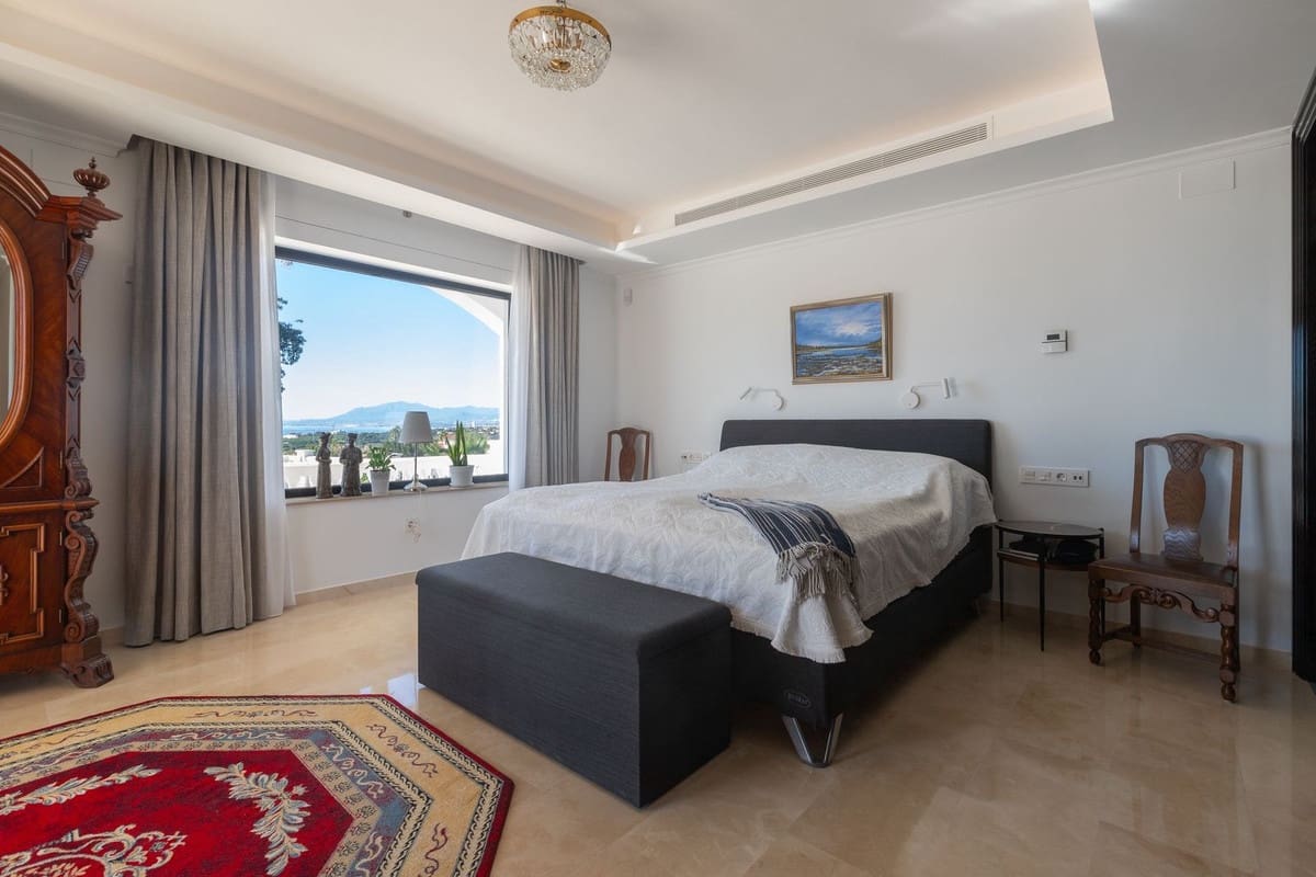 3 soveværelse Villa til salg i Elviria med swimmingpool garage - € 3.950.000 (Ref: 8896344)