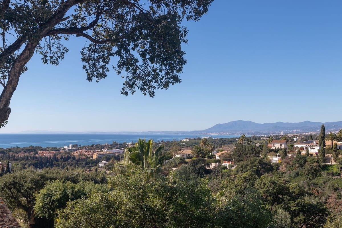 3 soveværelse Villa til salg i Elviria med swimmingpool garage - € 3.950.000 (Ref: 8896344)