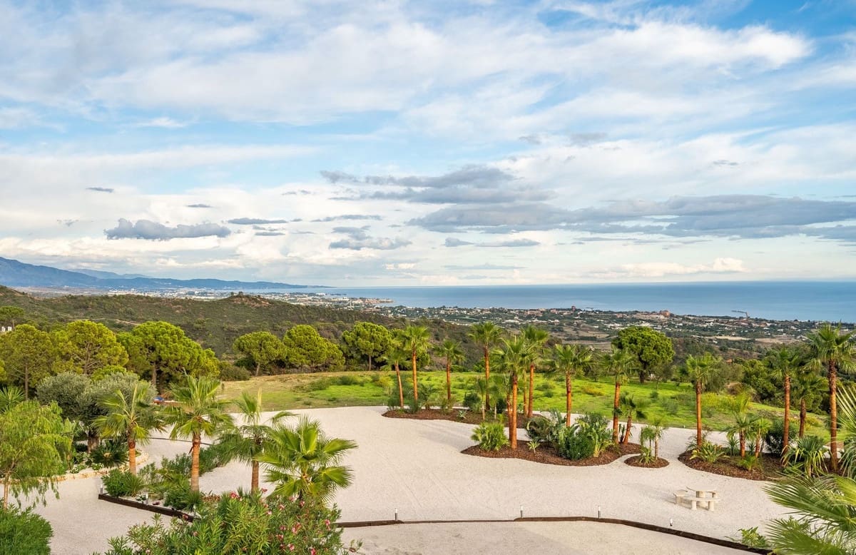 7 slaapkamer Villa te koop in Estepona met zwembad - € 3.990.000 (Ref: 8896349)