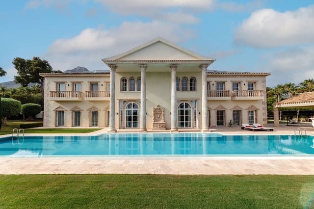 7 quarto Moradia para venda em Sierra Blanca, Marbella com piscina - 16 000 000 € (Ref: 8896359)