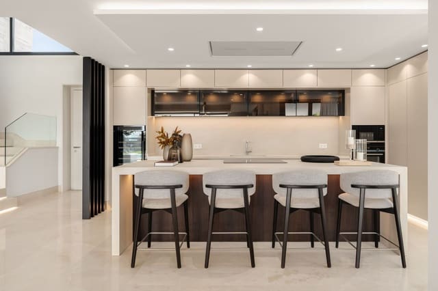 5 slaapkamer Villa te koop in La Carolina - Guadalpín, Marbella met zwembad garage - € 4.800.000 (Ref: 8896364)