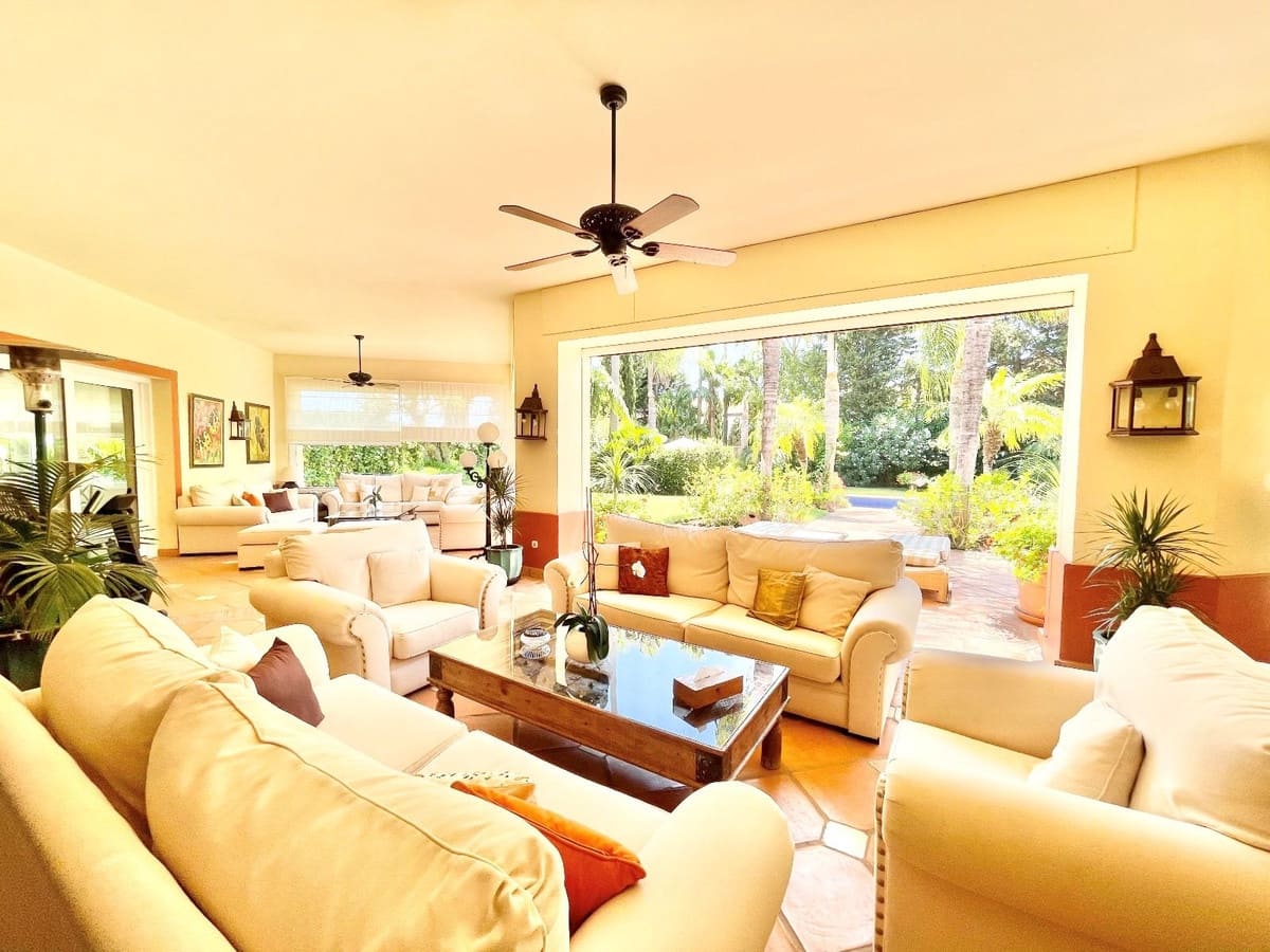 6 sypialnia Willa na sprzedaż w Guadalmina z basenem garażem - 4 200 000 € (Ref: 8896379)