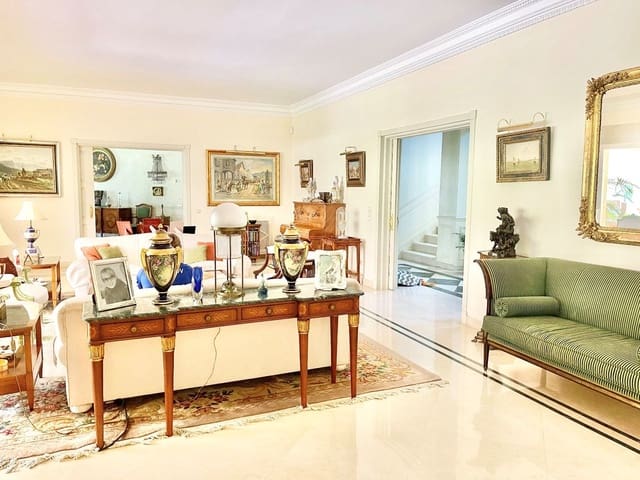 6 sypialnia Willa na sprzedaż w Guadalmina Baja, Marbella z basenem garażem - 4 200 000 € (Ref: 8896379)