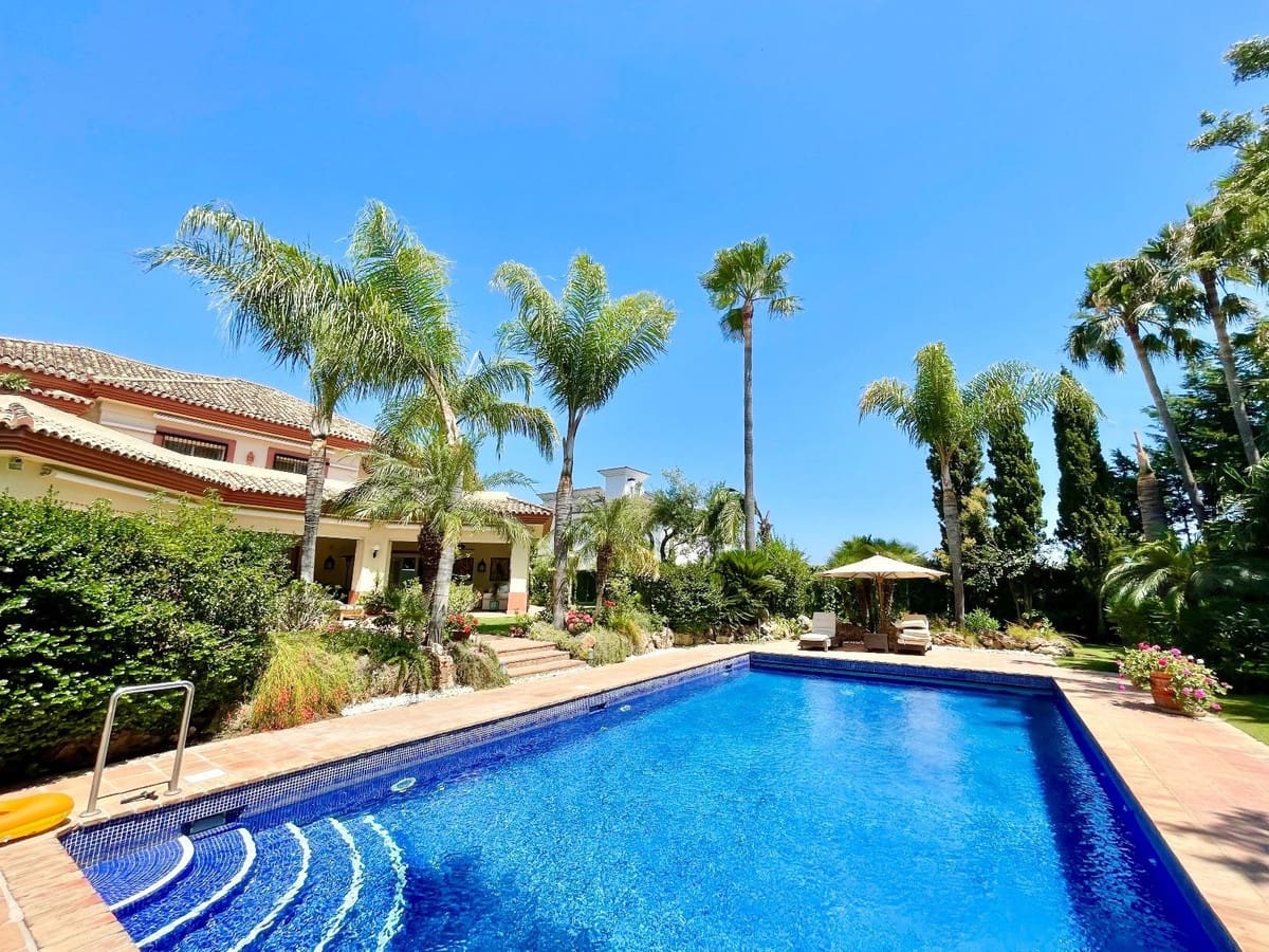 6 sypialnia Willa na sprzedaż w Guadalmina z basenem garażem - 4 200 000 € (Ref: 8896379)