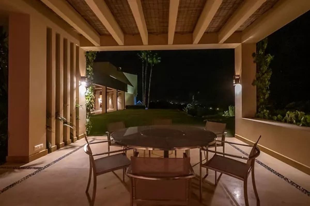 5 sypialnia Willa na sprzedaż w Sotogrande z basenem garażem - 5 750 000 € (Ref: 8896395)