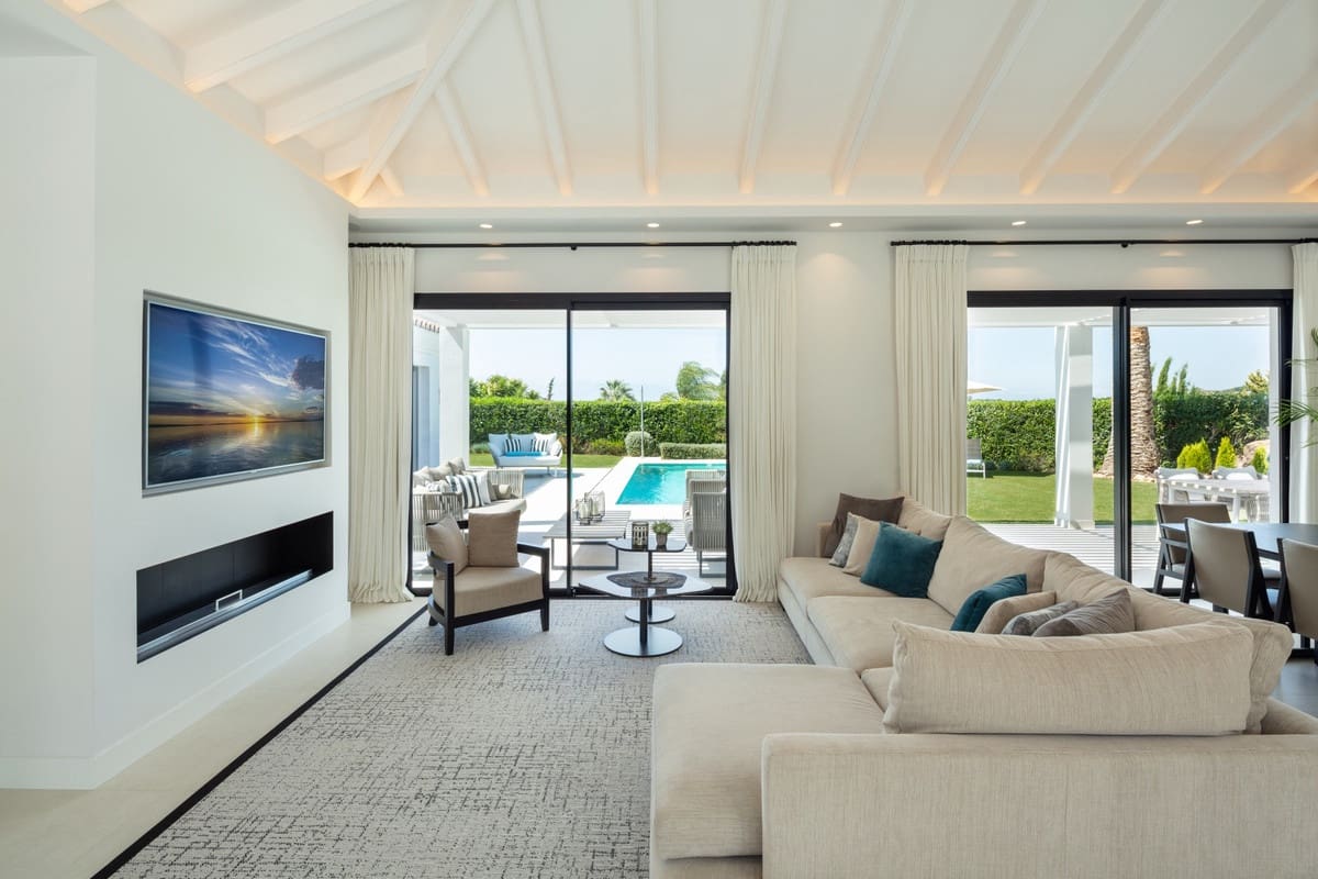 4 soverom Villa til salgs i Nueva Andalucia med svømmebasseng - € 3 250 000 (Ref: 8896405)