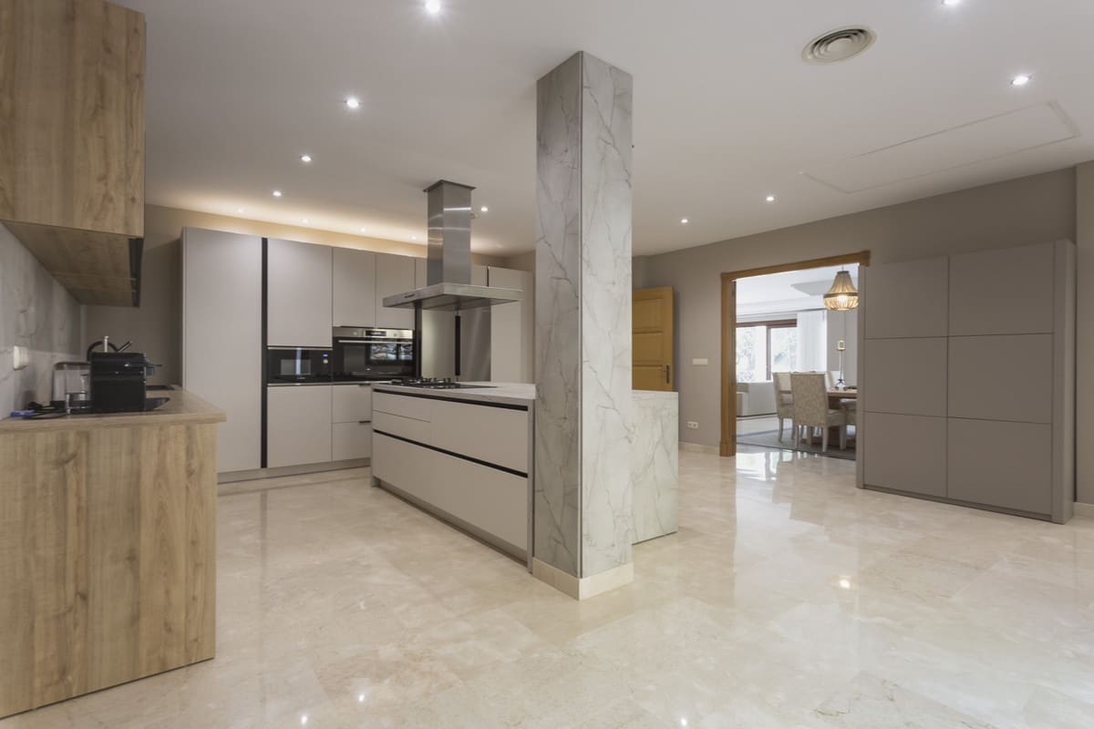 7 makuuhuone Huvila myytävänä paikassa El Madronal mukana uima-altaan - 7 950 000 € (Ref: 8896407)