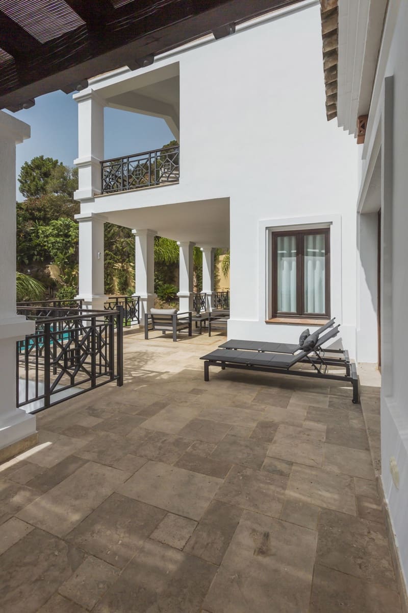 7 makuuhuone Huvila myytävänä paikassa El Madronal mukana uima-altaan - 7 950 000 € (Ref: 8896407)