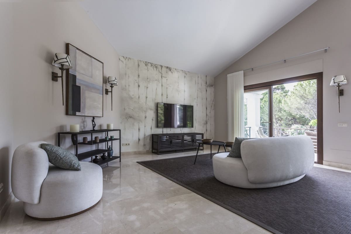 7 makuuhuone Huvila myytävänä paikassa El Madronal mukana uima-altaan - 7 950 000 € (Ref: 8896407)