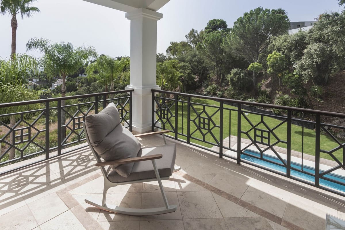 7 makuuhuone Huvila myytävänä paikassa El Madronal mukana uima-altaan - 7 950 000 € (Ref: 8896407)