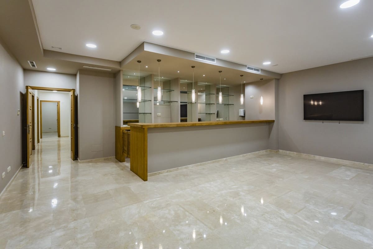 7 makuuhuone Huvila myytävänä paikassa El Madronal mukana uima-altaan - 7 950 000 € (Ref: 8896407)