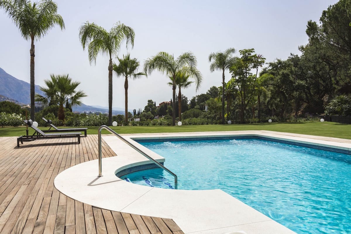 7 makuuhuone Huvila myytävänä paikassa El Madronal mukana uima-altaan - 7 950 000 € (Ref: 8896407)