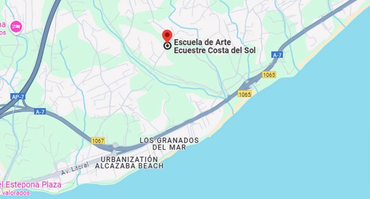 Ubebygd land til salgs i Estepona - € 12 300 000 (Ref: 8896413)