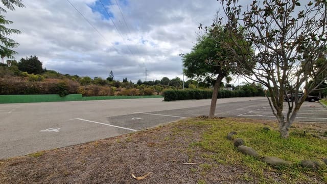 Ubebygd land til salgs i Centro, Estepona - € 12 300 000 (Ref: 8896413)