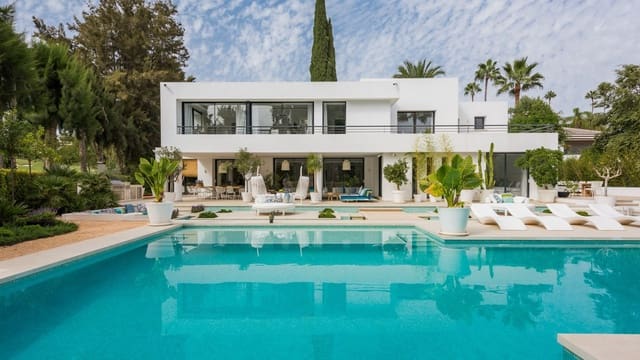 5 soverom Villa til salgs i Las Brisas, Marbella med svømmebasseng - € 7 300 000 (Ref: 8896415)