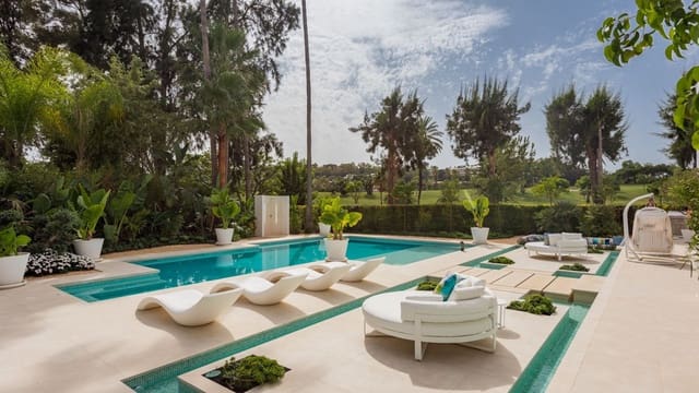 5 soverom Villa til salgs i Las Brisas, Marbella med svømmebasseng - € 7 300 000 (Ref: 8896415)