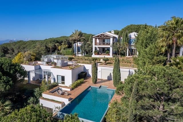7 bedroom Villa for sale in San Enrique - Guadiaro -  Pueblo Nuevo, San Roque with pool - € 4,995,000 (Ref: 8896416)