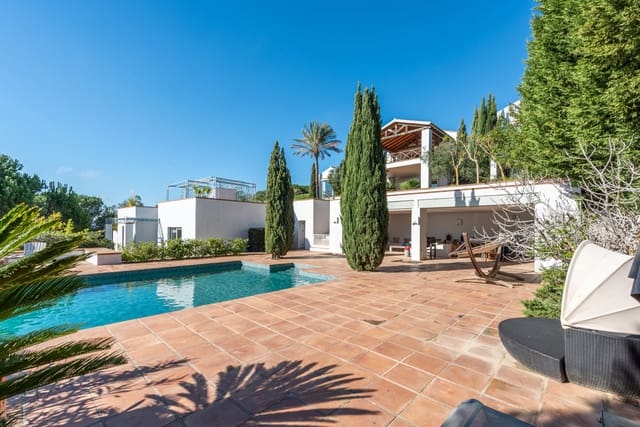 7 bedroom Villa for sale in San Enrique - Guadiaro -  Pueblo Nuevo, San Roque with pool - € 4,995,000 (Ref: 8896416)