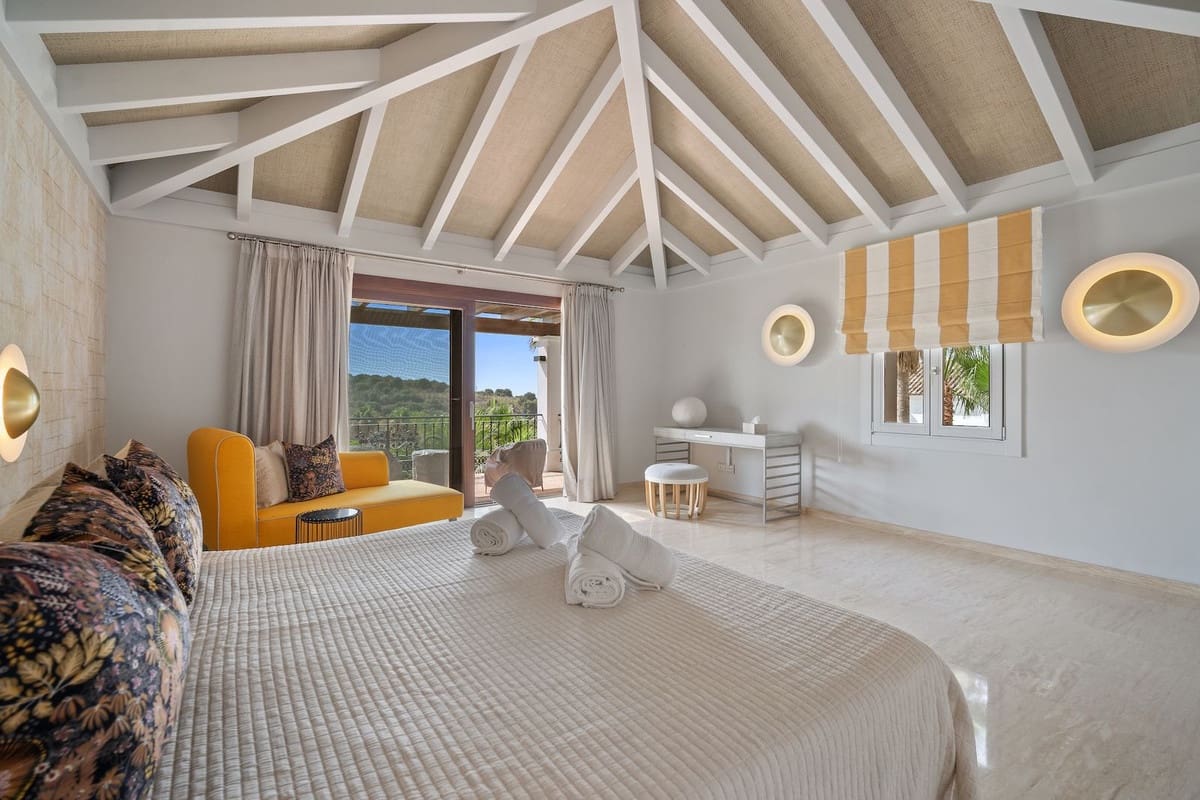 16 soverom Villa til salgs i Benahavis med svømmebasseng - € 13 950 000 (Ref: 8896419)