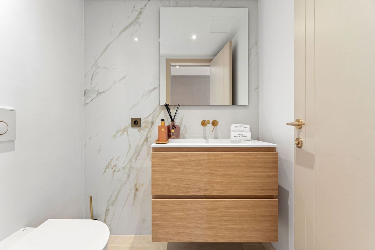 5 soveværelse Villa til salg i Nueva Andalucia med swimmingpool garage - € 3.650.000 (Ref: 8896423)