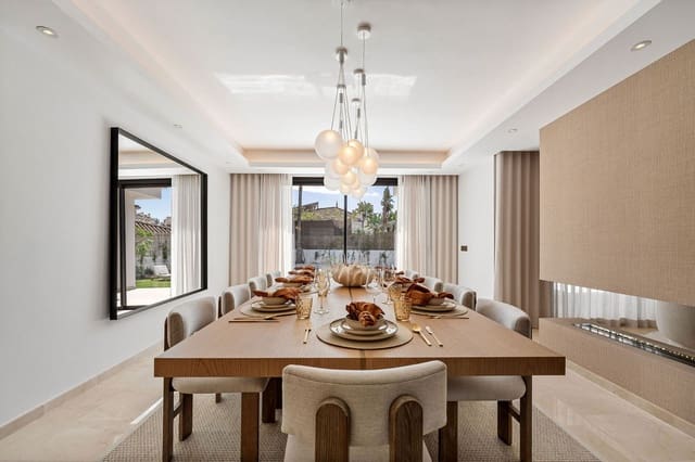 5 soverom Villa til salgs i Las Brisas, Marbella med svømmebasseng garasje - € 3 650 000 (Ref: 8896423)