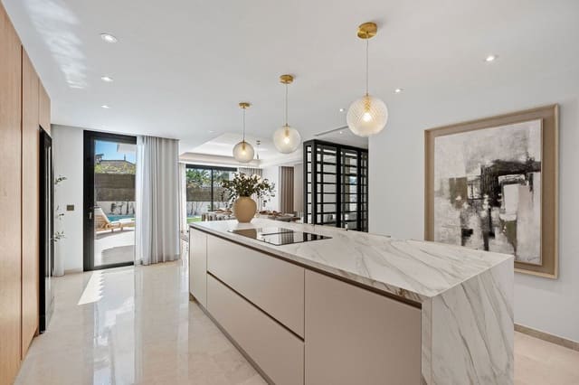 5 soverom Villa til salgs i Las Brisas, Marbella med svømmebasseng garasje - € 3 650 000 (Ref: 8896423)