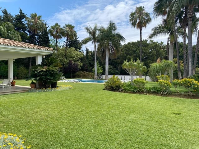 8 soverom Villa til salgs i Guadalmina Baja, Marbella med svømmebasseng - € 6 000 000 (Ref: 8896426)