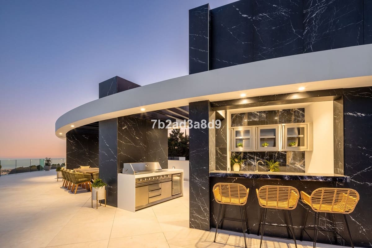 9 soverom Villa til salgs i La Zagaleta med svømmebasseng garasje - € 30 000 000 (Ref: 8921172)